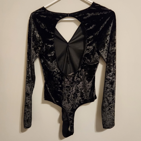 VICTORIA'S SECRET velvet bodysuit - Picture 4 of 5